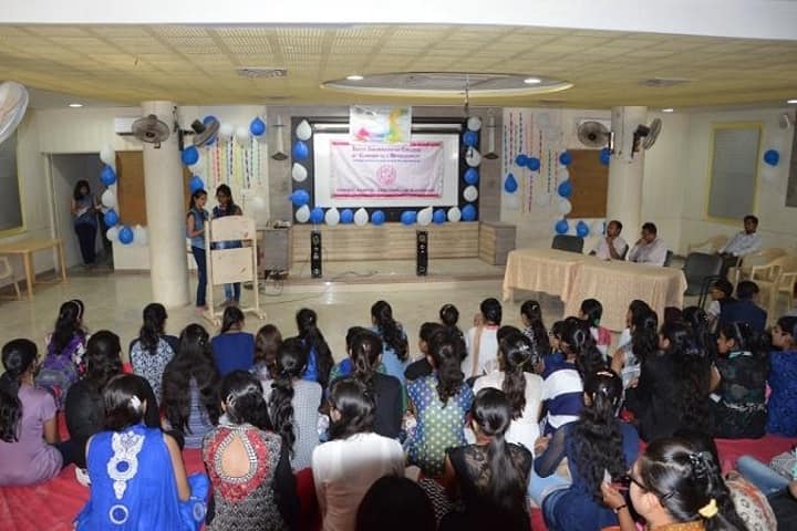 Shree Swaminarayan College of Commerce and Management campus in Bhavnagar, Gujarat, India — photo 2