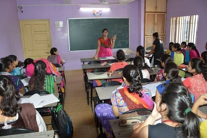 Shree Swaminarayan College of Commerce and Management campus in Bhavnagar, Gujarat, India — photo 3
