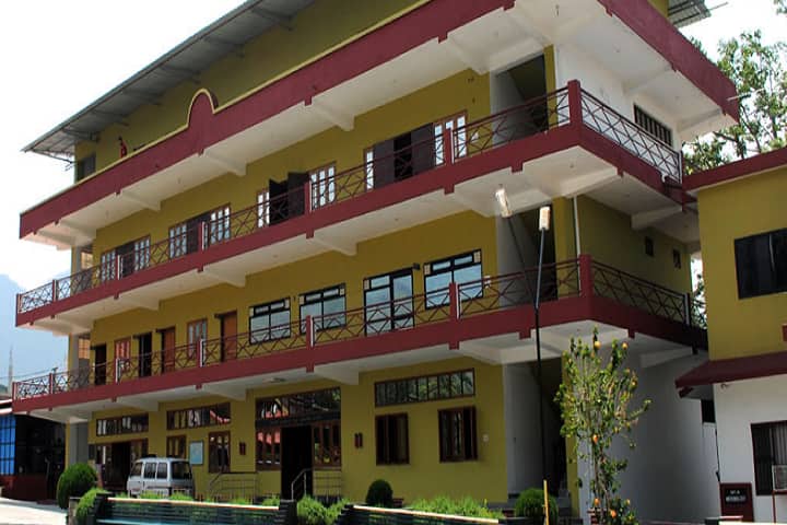 Uttaranchal College of Science and Technology campus in Dehradun, Uttarakhand, India — photo 2