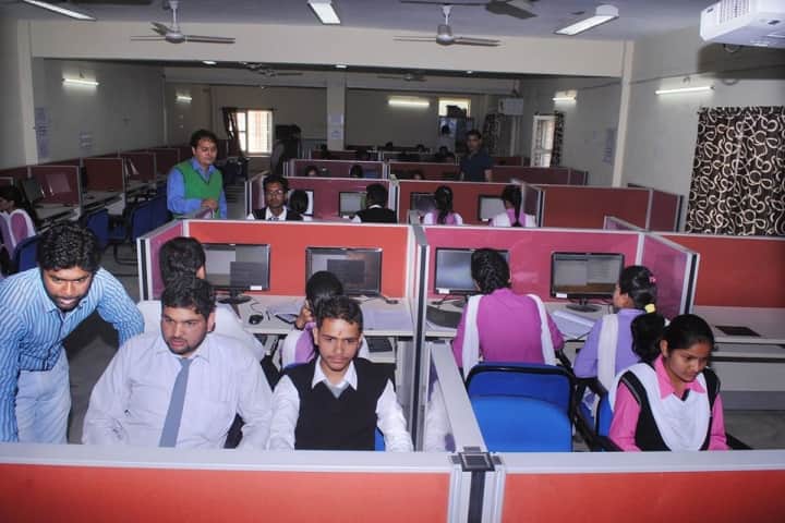 Nanhi Pari Seemant Engineering Institute campus in Pithoragarh, Uttarakhand, India — photo 3