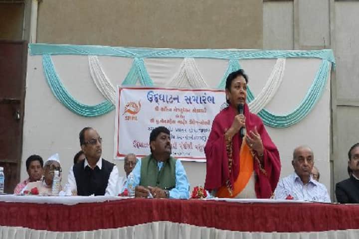 Shri UN Mehta Arts College campus in Morbi, Gujarat, India — photo 6