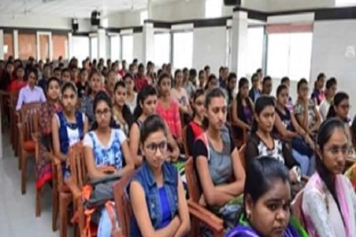Sarvodaya College of Computer Science campus in Rajkot, Gujarat, India — photo 6