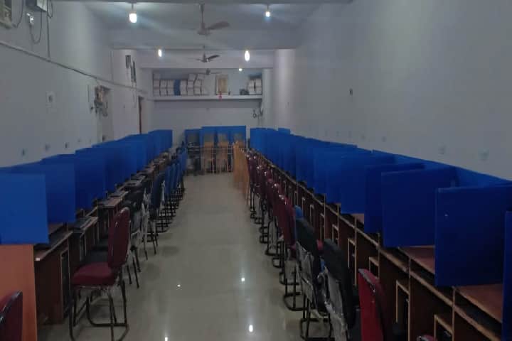 Kushwaha Somari Triloki College campus in Bihar Sharif, Bihar, India — photo 6