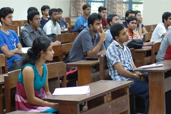 Sw Daya Shanker Patel PG College campus in Sitapur, Uttar Pradesh, India — photo 2