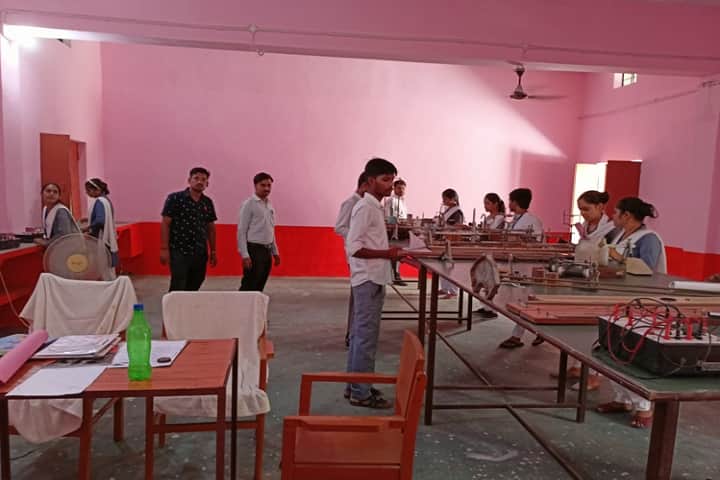 Sw Daya Shanker Patel PG College campus in Sitapur, Uttar Pradesh, India — photo 5