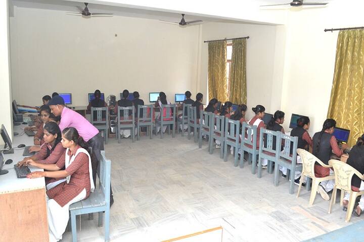 Sanjay Memorial Women's College campus in Varanasi, Uttar Pradesh, India — photo 3