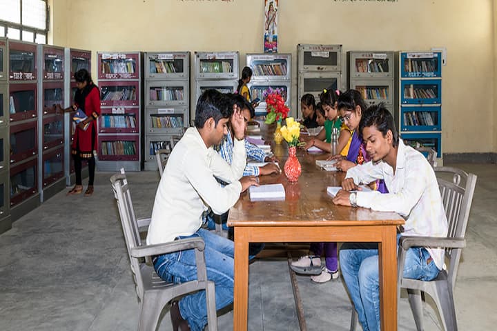 Ram Yash Post Graduate College campus in Allahabad, Uttar Pradesh, India — photo 5