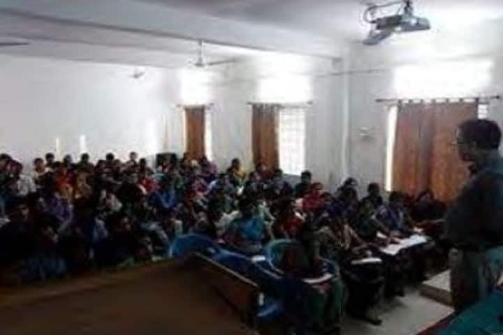 Government Pataleshwar College campus in Masturi, Chhattisgarh, India — photo 4