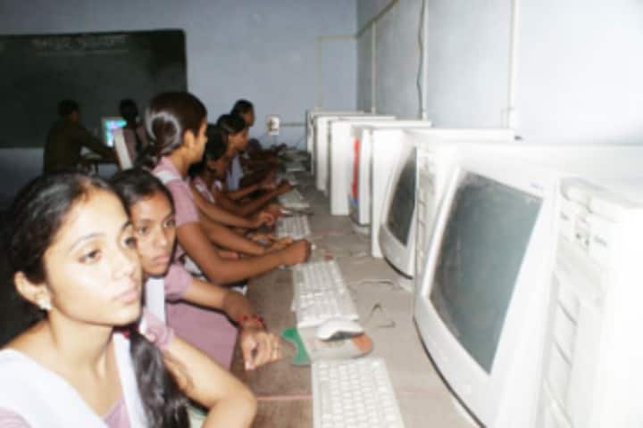 Vikram Singh Kanya Mahavidyalaya campus in Chandauli, Uttar Pradesh, India — photo 3
