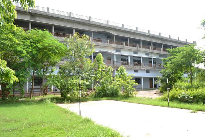 Tikaram Yadav Smriti Mahavidyalaya campus in Jhansi, Uttar Pradesh, India — photo 1