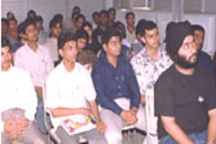 RK College of Law campus in Firozabad, Uttar Pradesh, India — photo 6