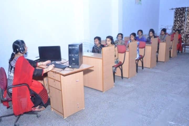 SD Kanya Mahavidyala campus in Mansa, Punjab, India — photo 3