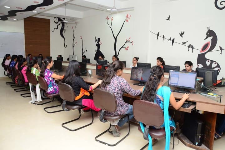 HMV College Jalandhar campus in Jalandhar, Punjab, India — photo 6