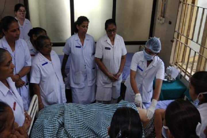 Government Nursing College campus in Surat, Gujarat, India — photo 2