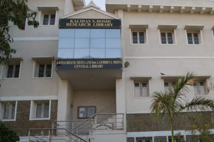 RR Mehta College of Science and CL Parikh College of Commerce, Banaskantha campus in Palanpur, Gujarat, India