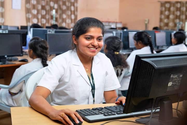 Sri Manakula Vinayagar Engineering College campus in Puducherry, India — photo 5