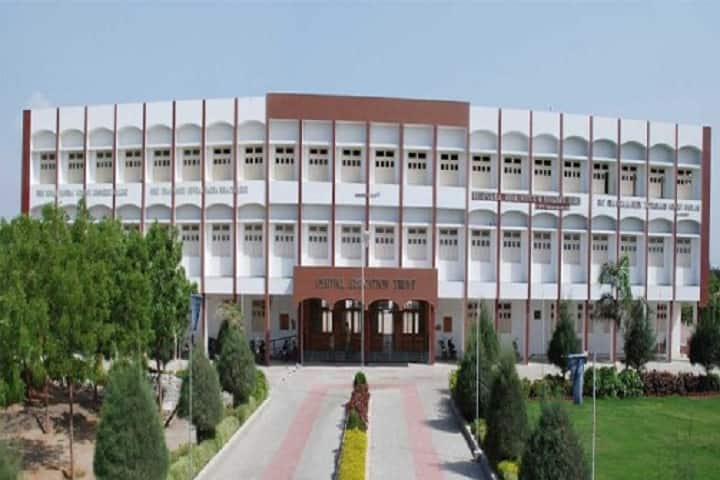 Shri GH Gosrani Commerce College and Shri DD Nagda BBA College campus in Jamnagar, Gujarat, India — photo 1