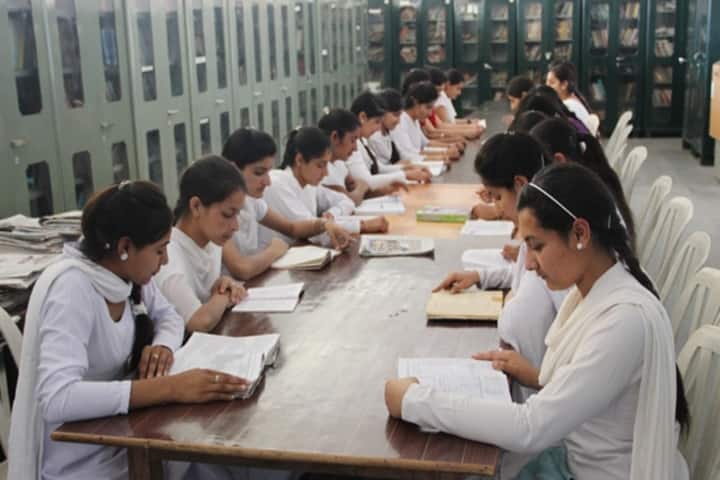 SD College for Women campus in Sultanpur Lodhi, Punjab, India — photo 4