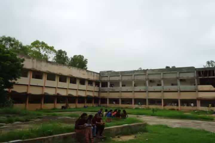 Shri and Smt PK Kotawala Arts College campus in Katpur, Gujarat, India — photo 1