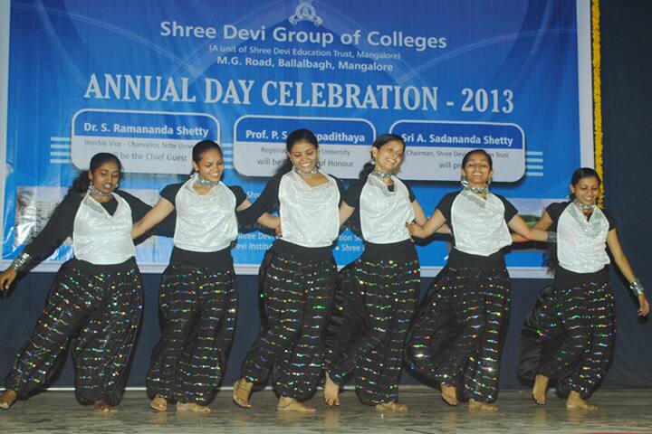 Shree Devi College campus in Mangalore, Karnataka, India — photo 4