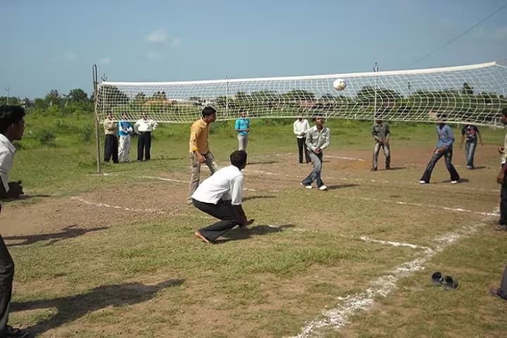 NP Arts and Commerce College campus in Keshod, Gujarat, India — photo 3