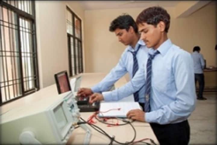 Jaipur Institute of Technology- Group of Institutions campus in Jaipur, Rajasthan, India — photo 6