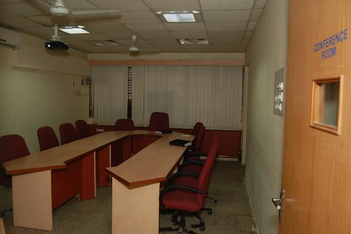 HM Patel Institute of English Training and Research campus in Anand, Gujarat, India — photo 6