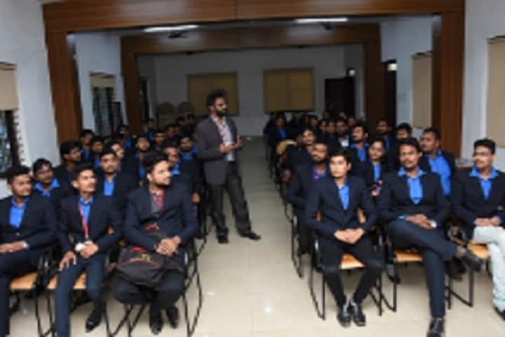 IEMS B-School Hubli campus in Hubli, Karnataka, India — photo 3