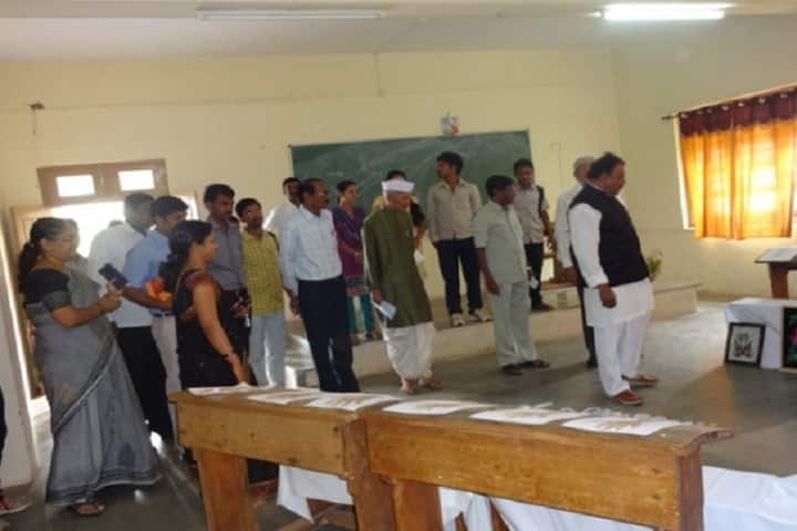 KLE Society's Shri Mrityunjaya College of Arts and Commerce campus in Dharwad, Karnataka, India — photo 2