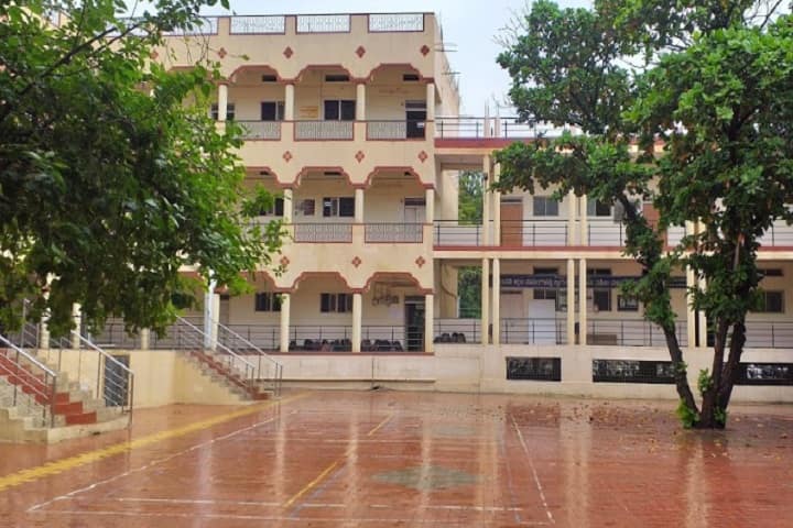 Smt Allum Sumangalamma Memorial College for Women campus in Ballari, Karnataka, India — photo 1