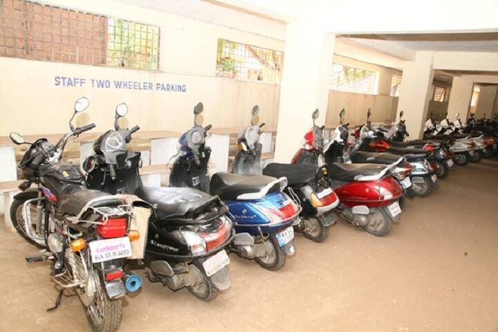 Smt Allum Sumangalamma Memorial College for Women campus in Ballari, Karnataka, India — photo 6