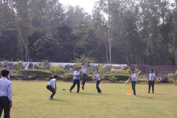 LRS College of Law campus in Bijnor, Uttar Pradesh, India — photo 6