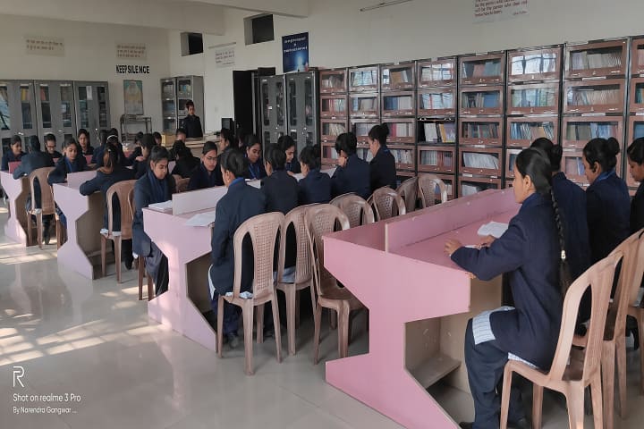 Springdale Mahila Mahavidyalaya campus in Bareilly, Uttar Pradesh, India — photo 2