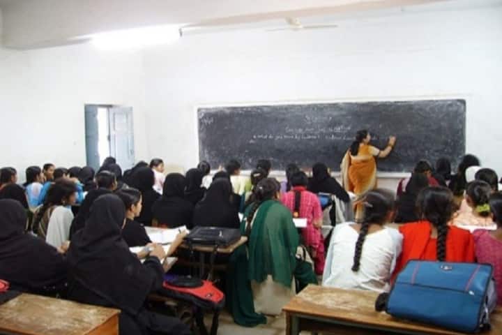 Hari Prasad Nirmala Wits Mahavidhyalaya campus in Faizabad, Uttar Pradesh, India — photo 2