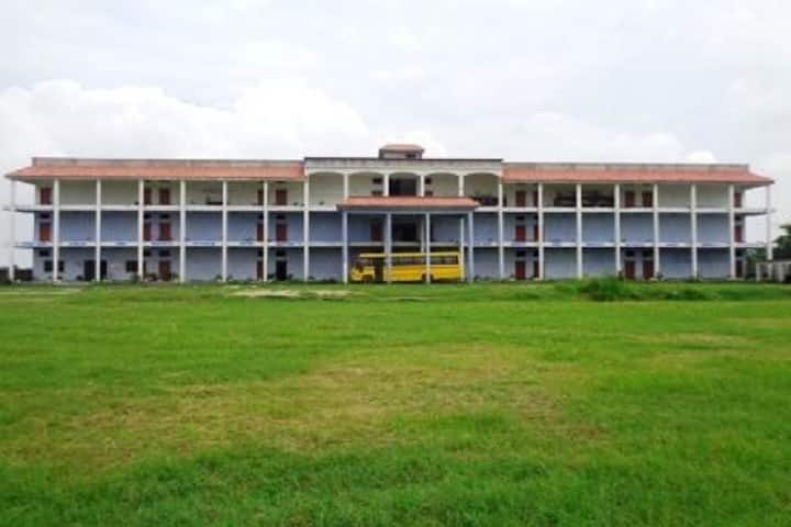 Raja Devi Mahila Mahavidyalya campus in Deoria, Uttar Pradesh, India — photo 1
