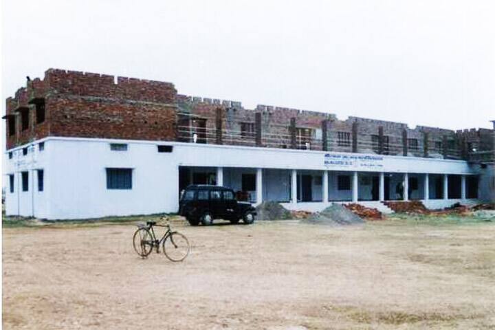 Maulana Azad Degree College campus in Gonda, Uttar Pradesh, India — photo 2