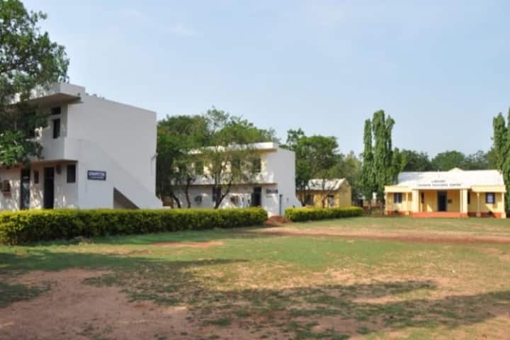 NBKR Science and Arts College campus in Nellore, Andhra Pradesh, India — photo 1