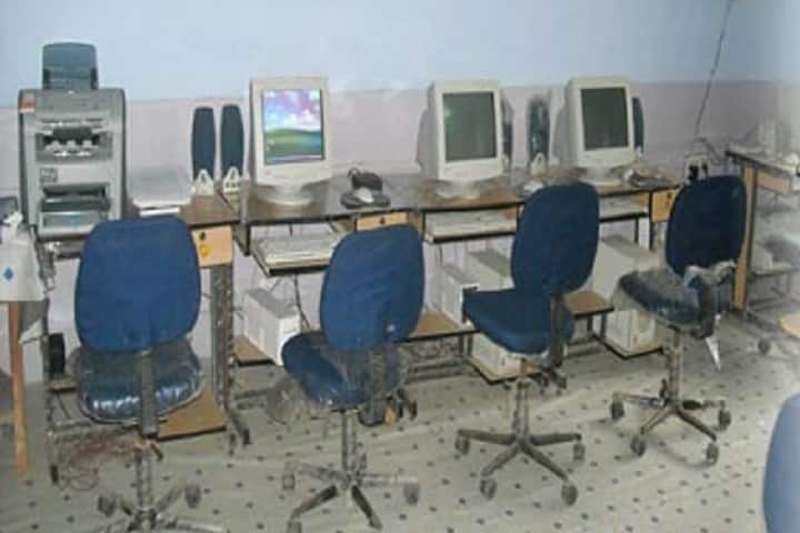 Sarvodaya Vidyapeeth Post Graduate College campus in Raebareli, Uttar Pradesh, India — photo 3