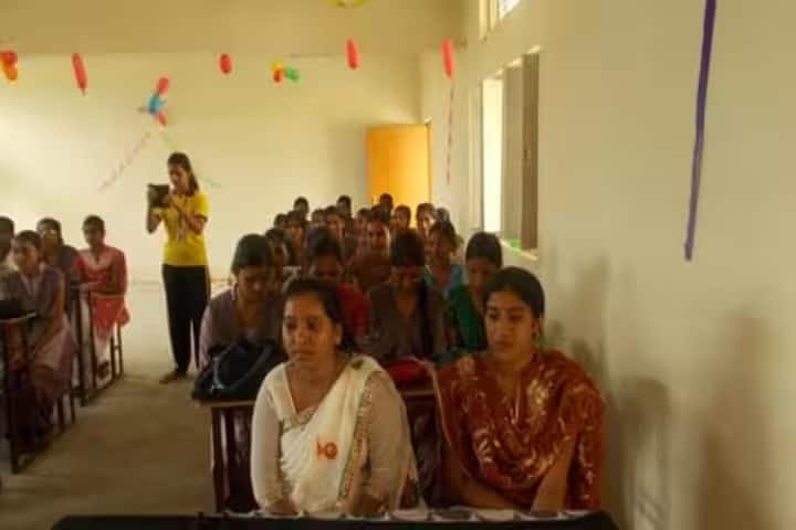 MNB Memorial Mahila Mahavidyalaya campus in Ballia, Uttar Pradesh, India — photo 5