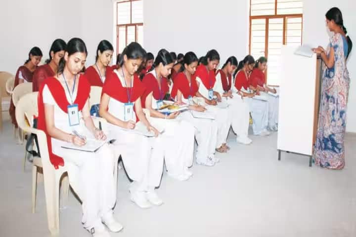 Shanti Devi Jain Degree College campus in Muzaffarnagar, Uttar Pradesh, India — photo 2