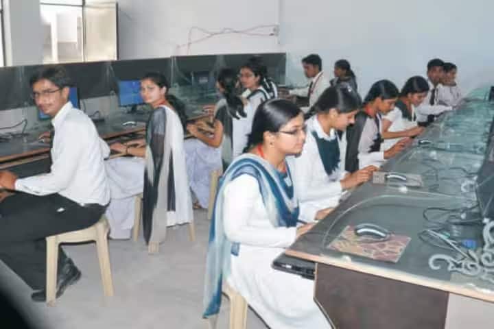 Shanti Devi Jain Degree College campus in Muzaffarnagar, Uttar Pradesh, India — photo 3