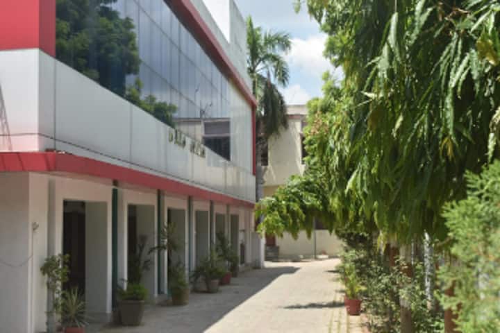 MDPG Pratapgarh campus in Pratapgarh, Uttar Pradesh, India — photo 2