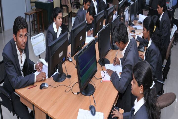 Veerashaiva College campus in Ballari, Karnataka, India — photo 4