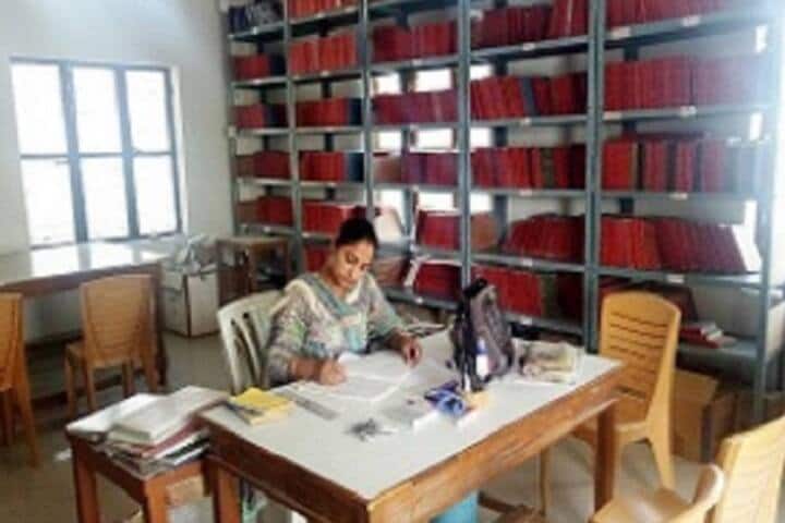 Maharshi Dayanand PG Girls College campus in Sri Ganganagar, Rajasthan, India — photo 3