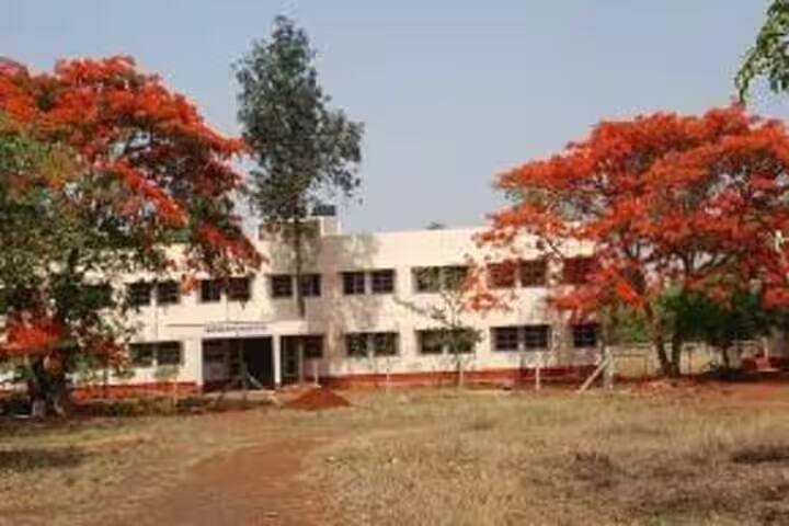 Govindram Seksaria Science College campus in Tilakwadi, Karnataka, India — photo 5