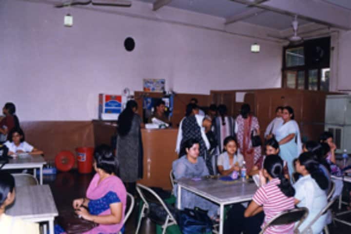 Loreto College campus in Kolkata, West Bengal, India — photo 2