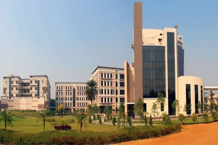 School of Management campus in Gurgaon, Haryana, India — photo 2