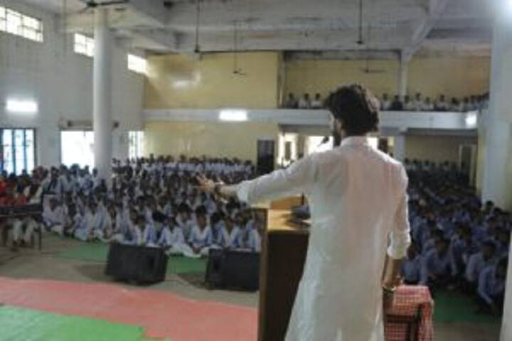 Swami Vivekananda College of Management campus in Warud, Maharashtra, India — photo 5