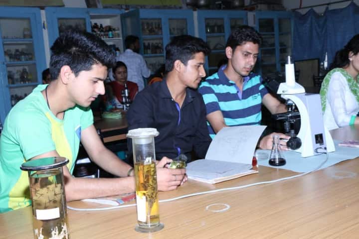 SGN Khalsa PG College campus in Sri Ganganagar, Rajasthan, India — photo 5