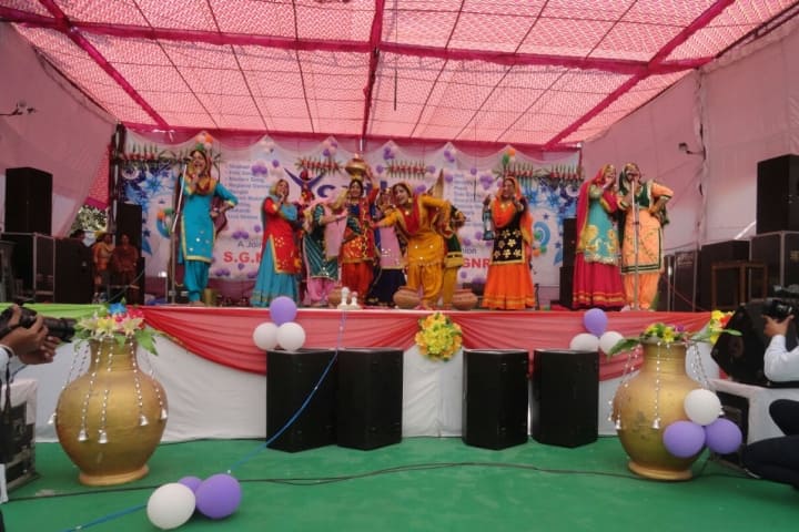 SGN Khalsa PG College campus in Sri Ganganagar, Rajasthan, India — photo 6